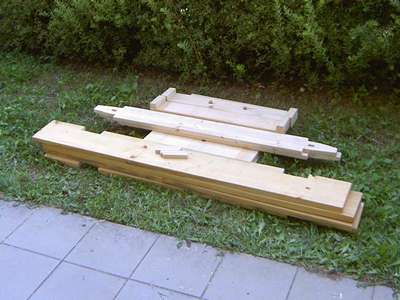 Einer unserer Tische - zerlegt